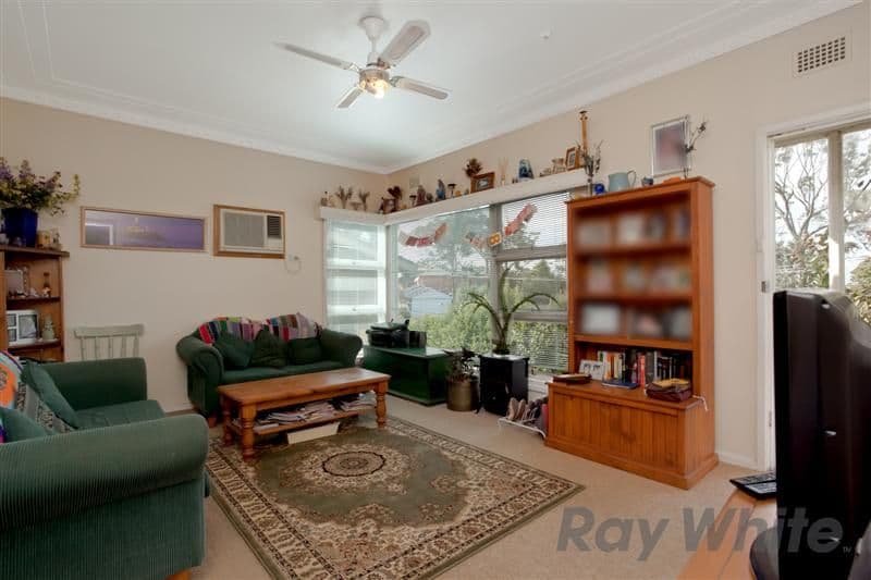 61 Roslyn Avenue, CHARLESTOWN NSW 2290, Charlestown - Thumbnail 4