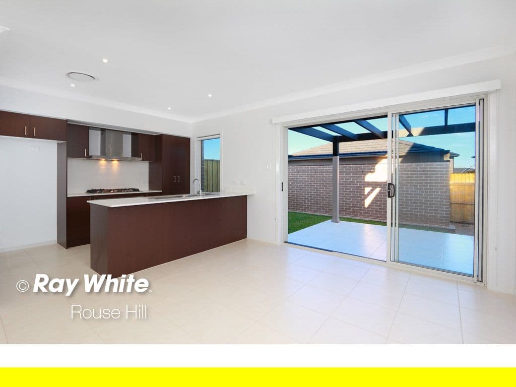 38 Burns Road, Kellyville NSW 2155, Kellyville - Thumbnail 2