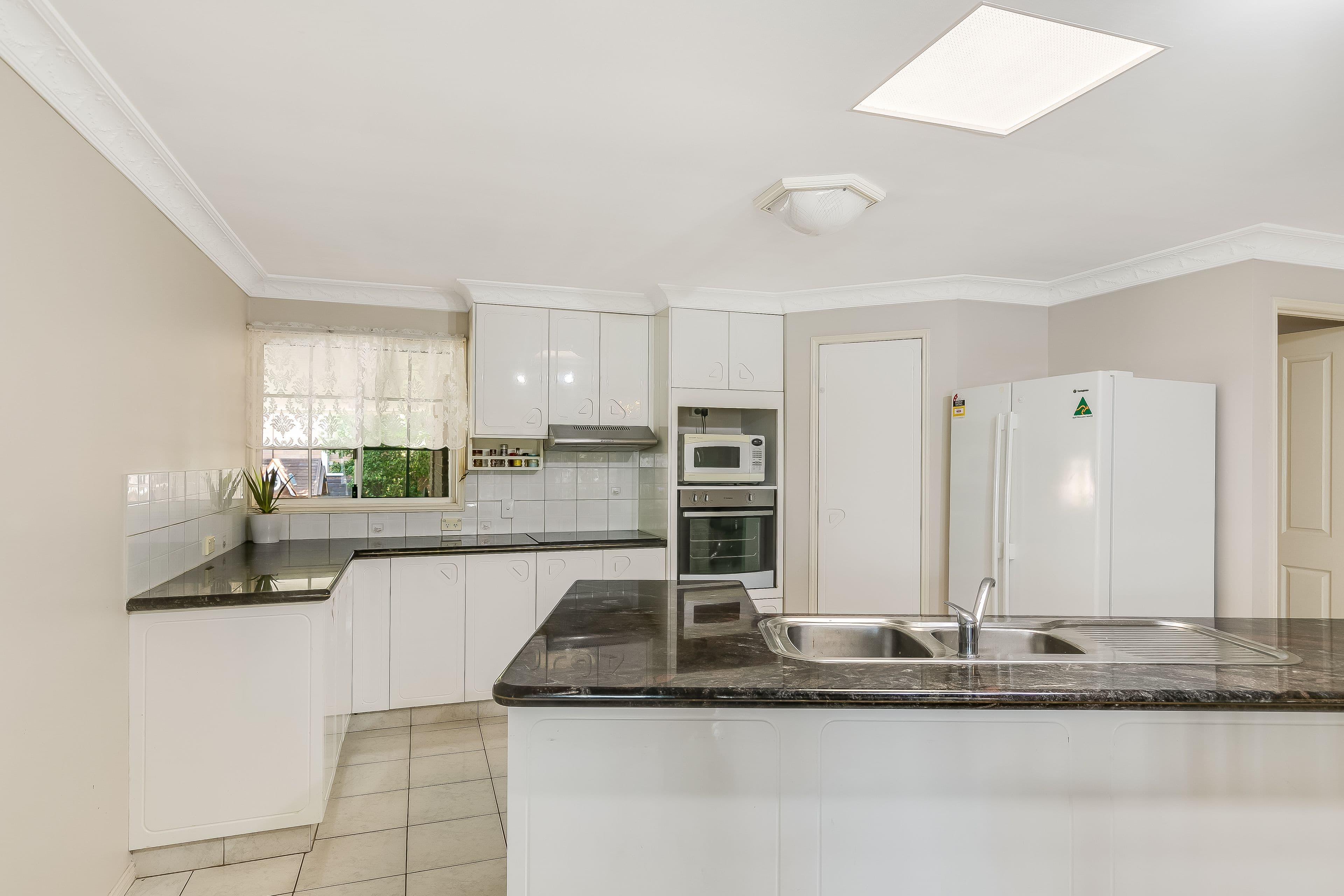 19 Fern Drive, Kearneys Spring QLD 4350, Kearneys Spring - Thumbnail 4