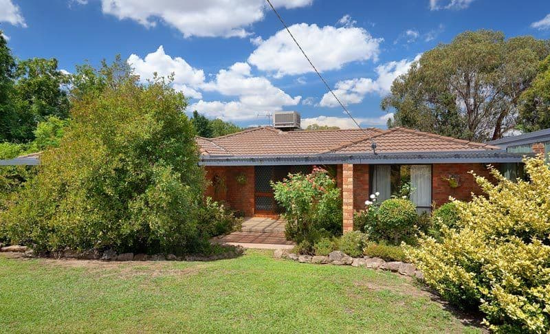 25 Mary Street, Esk, QLD, 4312, Esk - Image 1