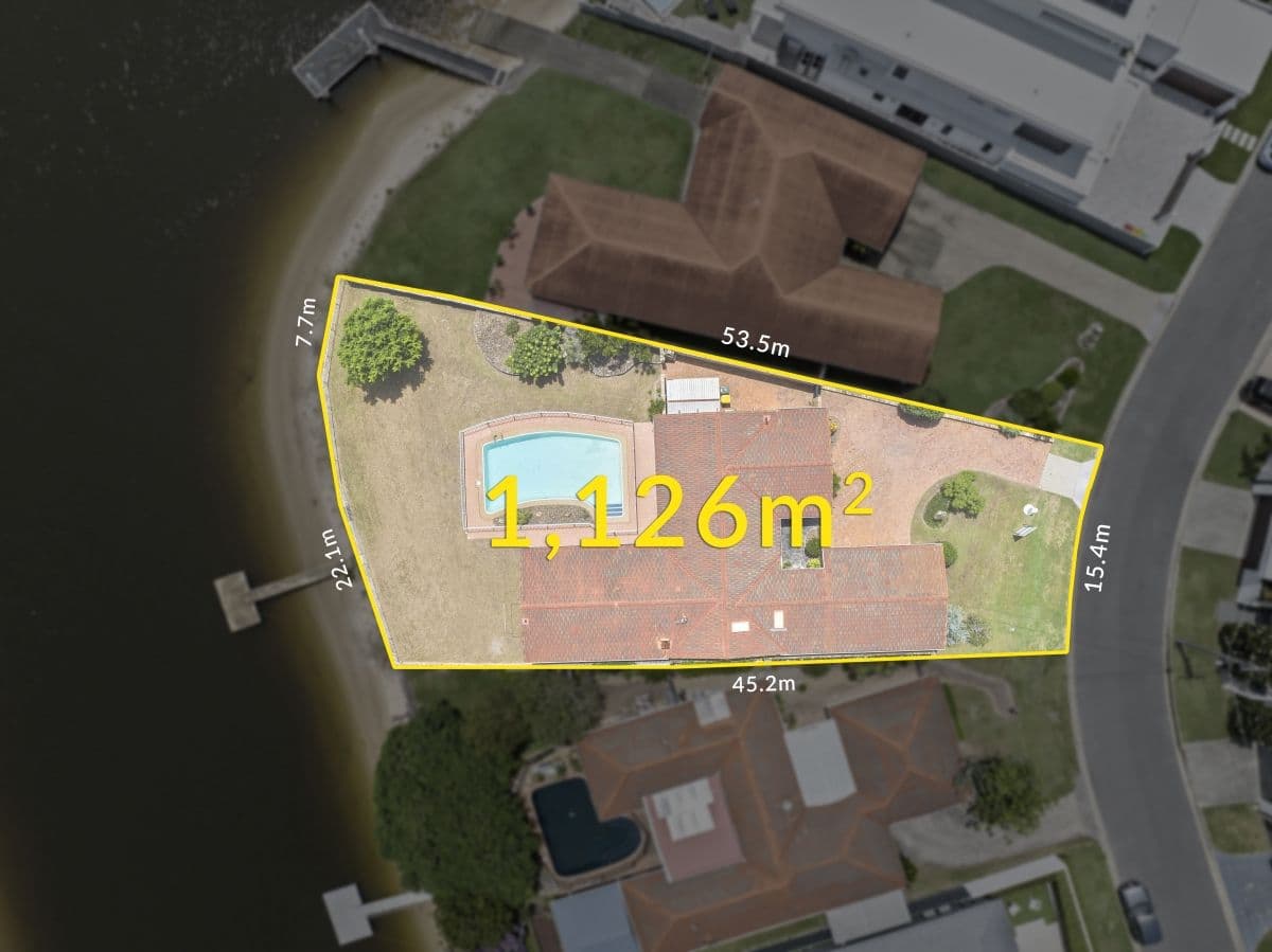 17 Andrea Avenue, Broadbeach Waters QLD 4218, Broadbeach Waters - Thumbnail 3