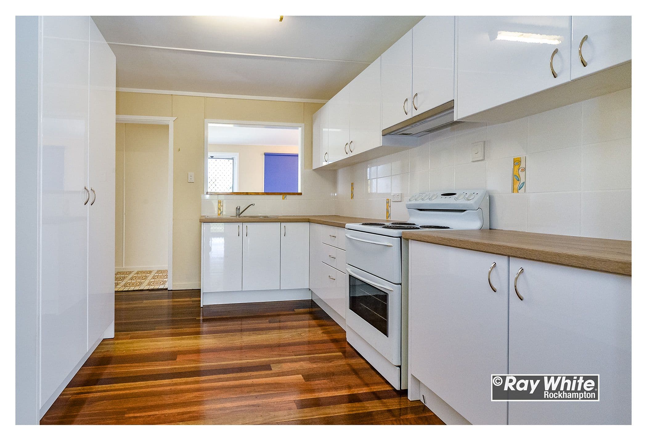 7 Renshaw Street, Park Avenue QLD 4701, Park Avenue - Thumbnail 2