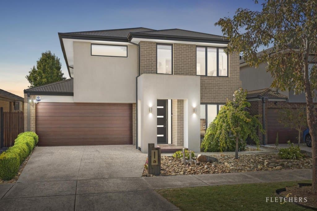 17 Grassbird Street, Clyde North - Image 1