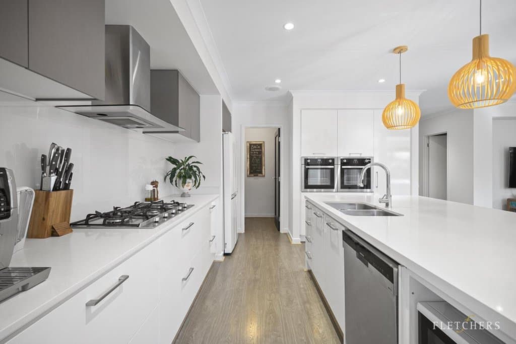 17 Grassbird Street, Clyde North - Thumbnail 3
