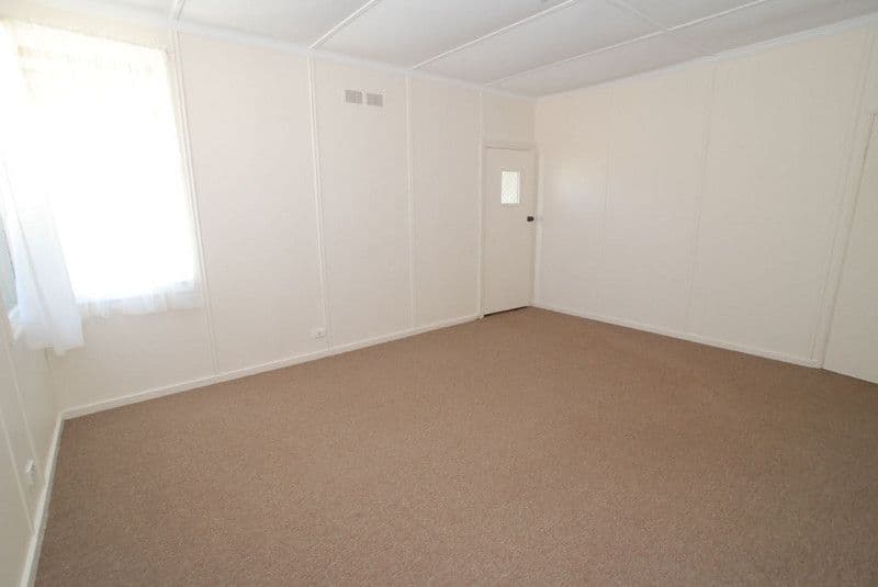 32 Aldinga Beach Road, ALDINGA BEACH SA 5173, Aldinga Beach - Thumbnail 4
