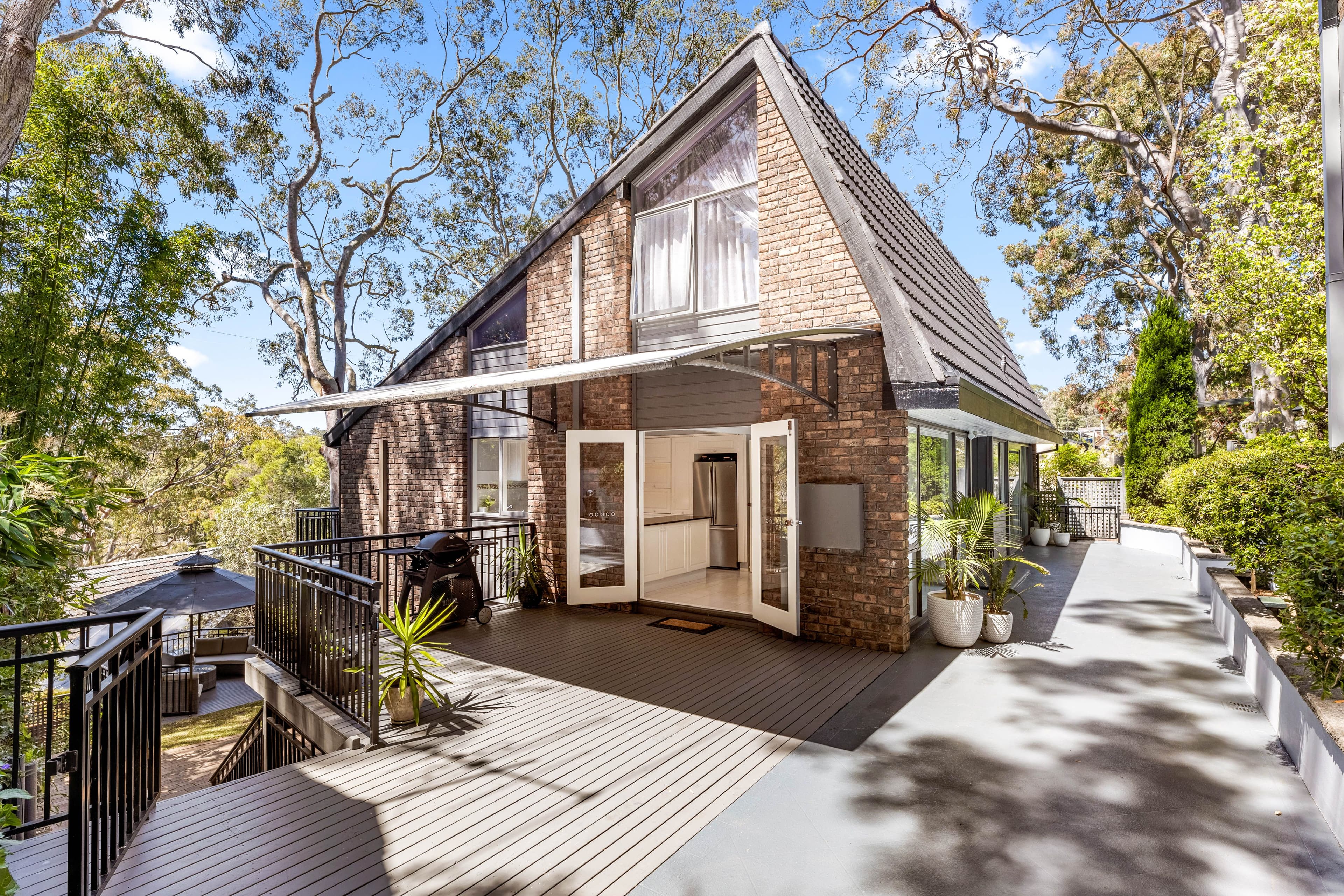22 Garfield Avenue, Bonnet Bay NSW 2226, Bonnet Bay - Image 1