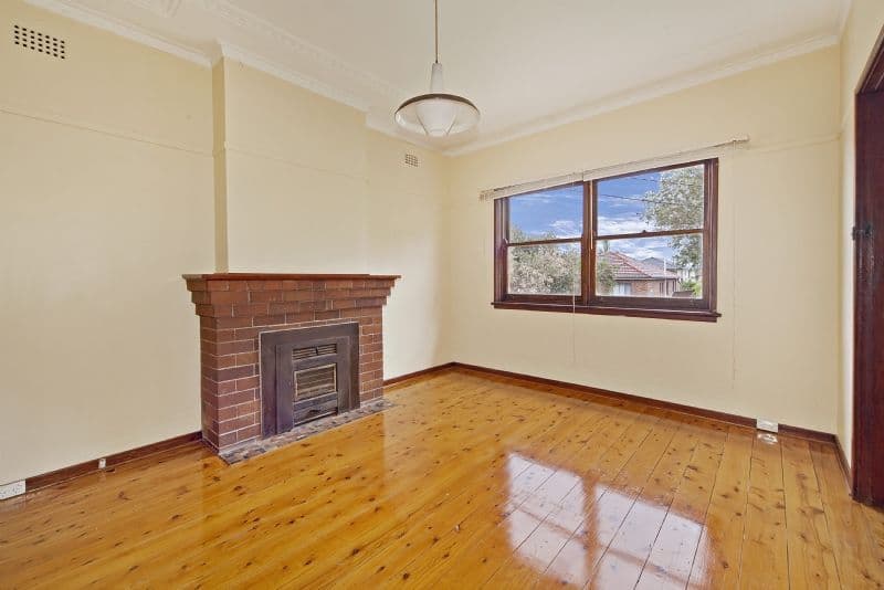 8 Eulabah Avenue, EARLWOOD NSW 2206, Earlwood - Thumbnail 2