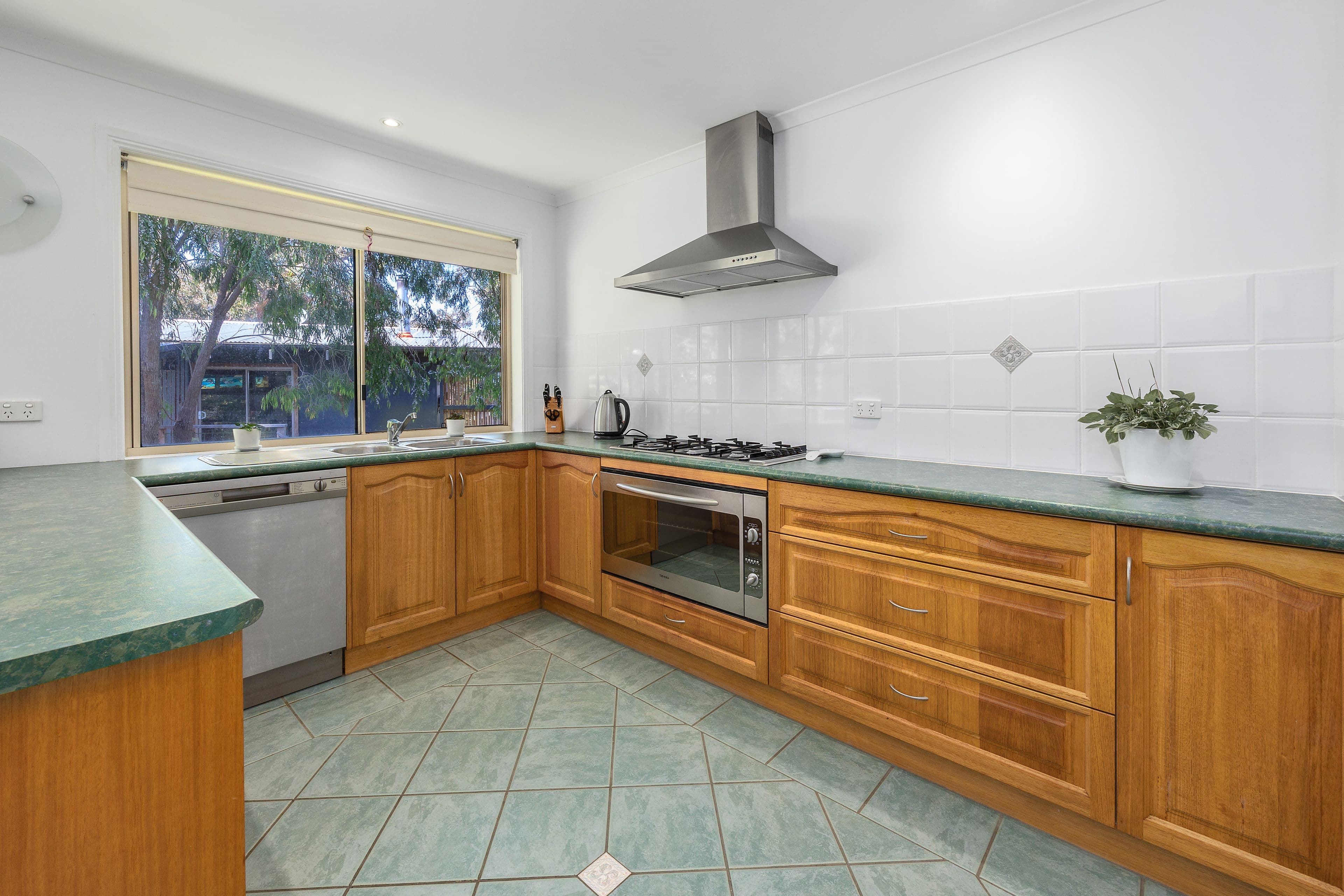 21 Carrajung Street, Rosebud VIC 3939, Rosebud - Thumbnail 4