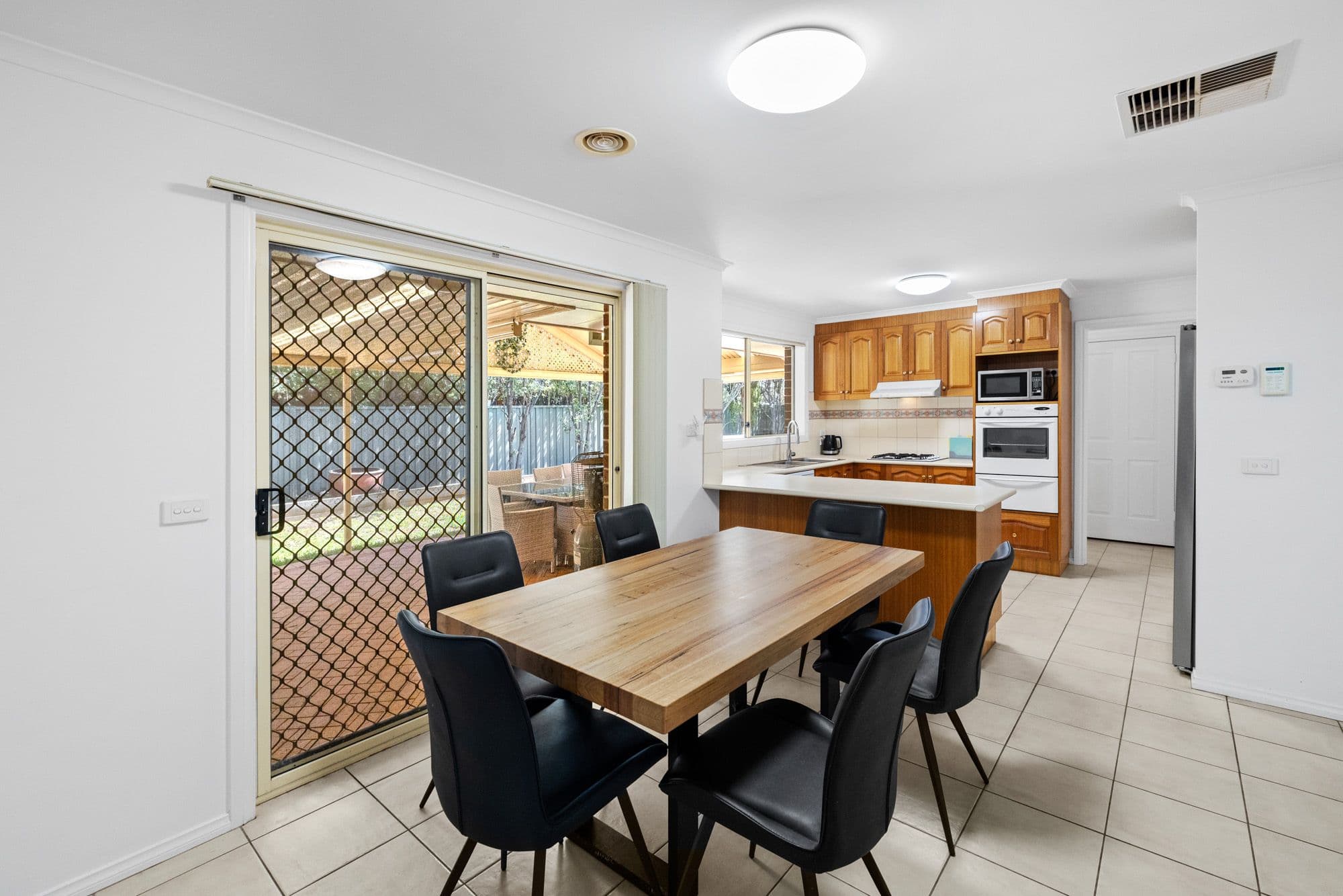 17 Pelham Crescent, Wyndham Vale VIC 3024, Wyndham Vale - Thumbnail 6
