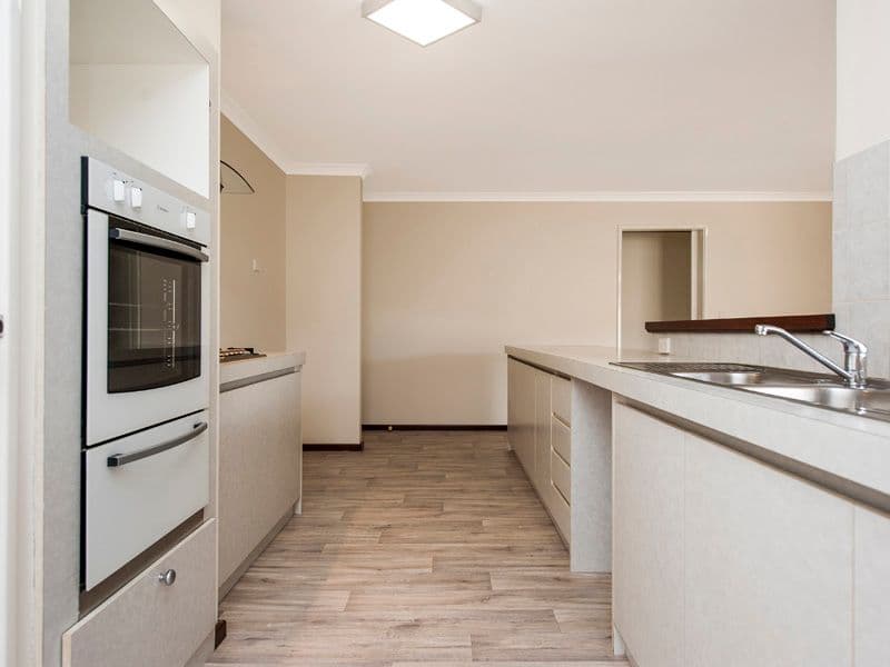 10 Avonlea Place, Bullsbrook WA 6084, Bullsbrook - Thumbnail 2