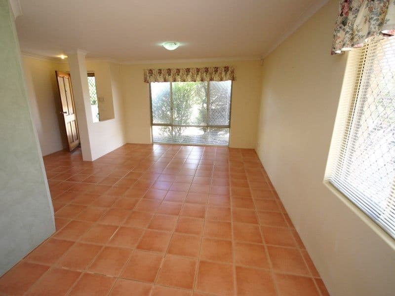 118 Centre Street, QUEENS PARK WA 6107, Queens Park - Thumbnail 4
