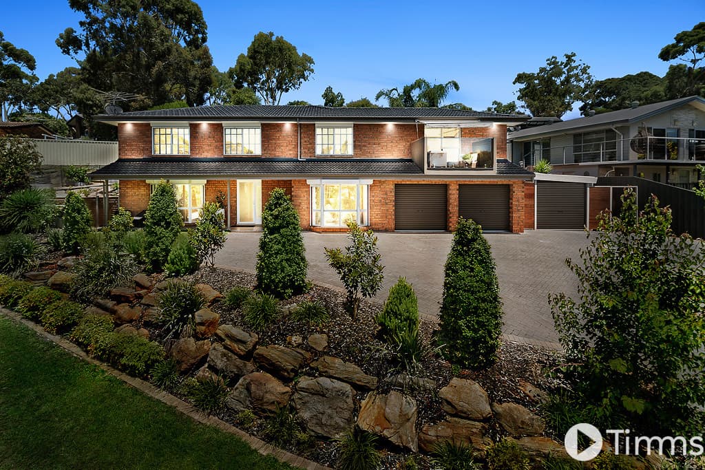 76 Broadmeadow Drive, Flagstaff Hill - Image 1