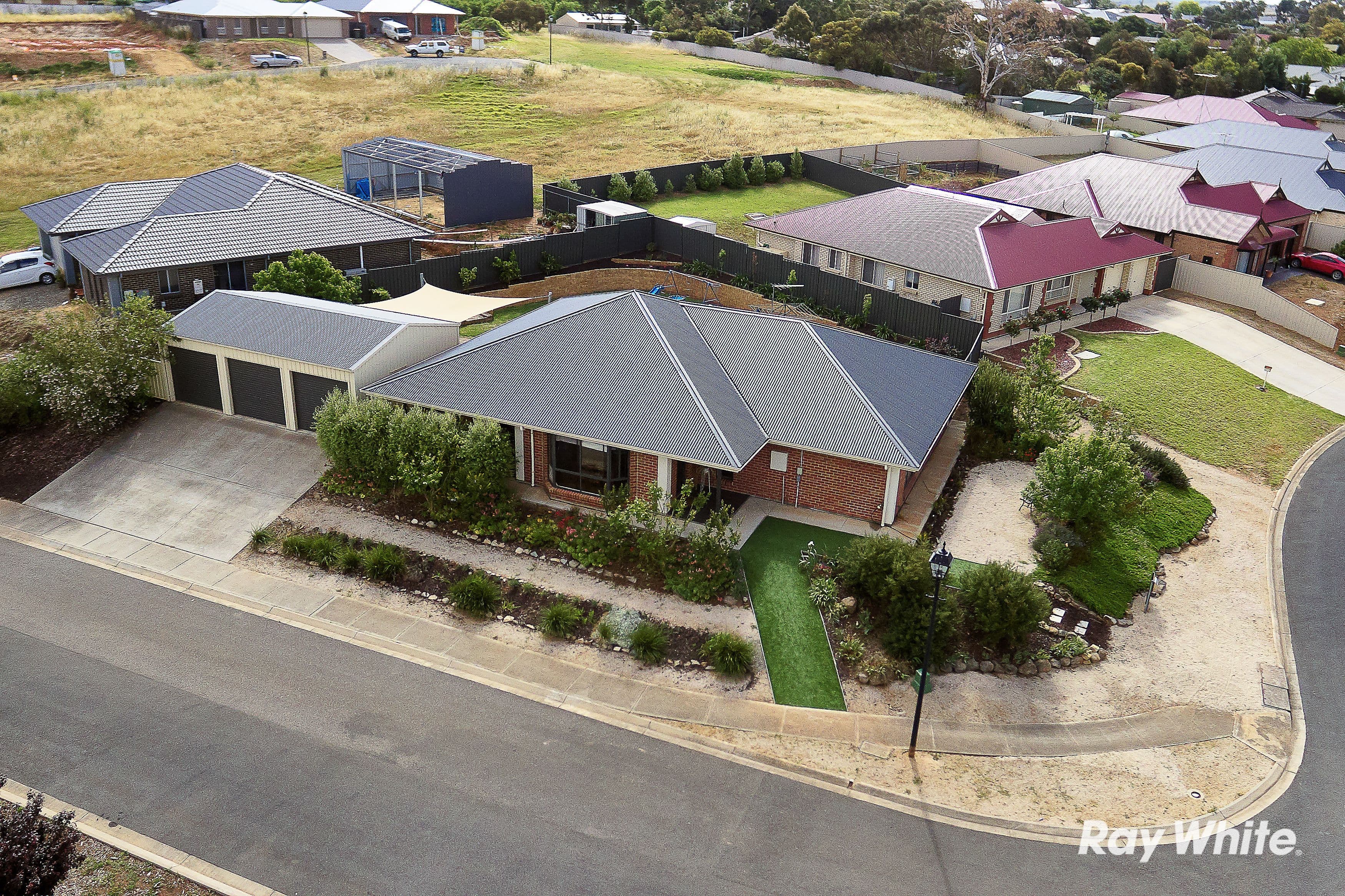 1 Lee Court, Strathalbyn SA 5255, Strathalbyn - Thumbnail 2