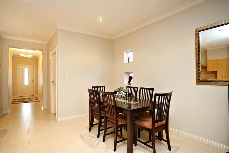24 Shoalhaven Circuit, MAWSON LAKES SA 5095, Mawson Lakes - Thumbnail 4