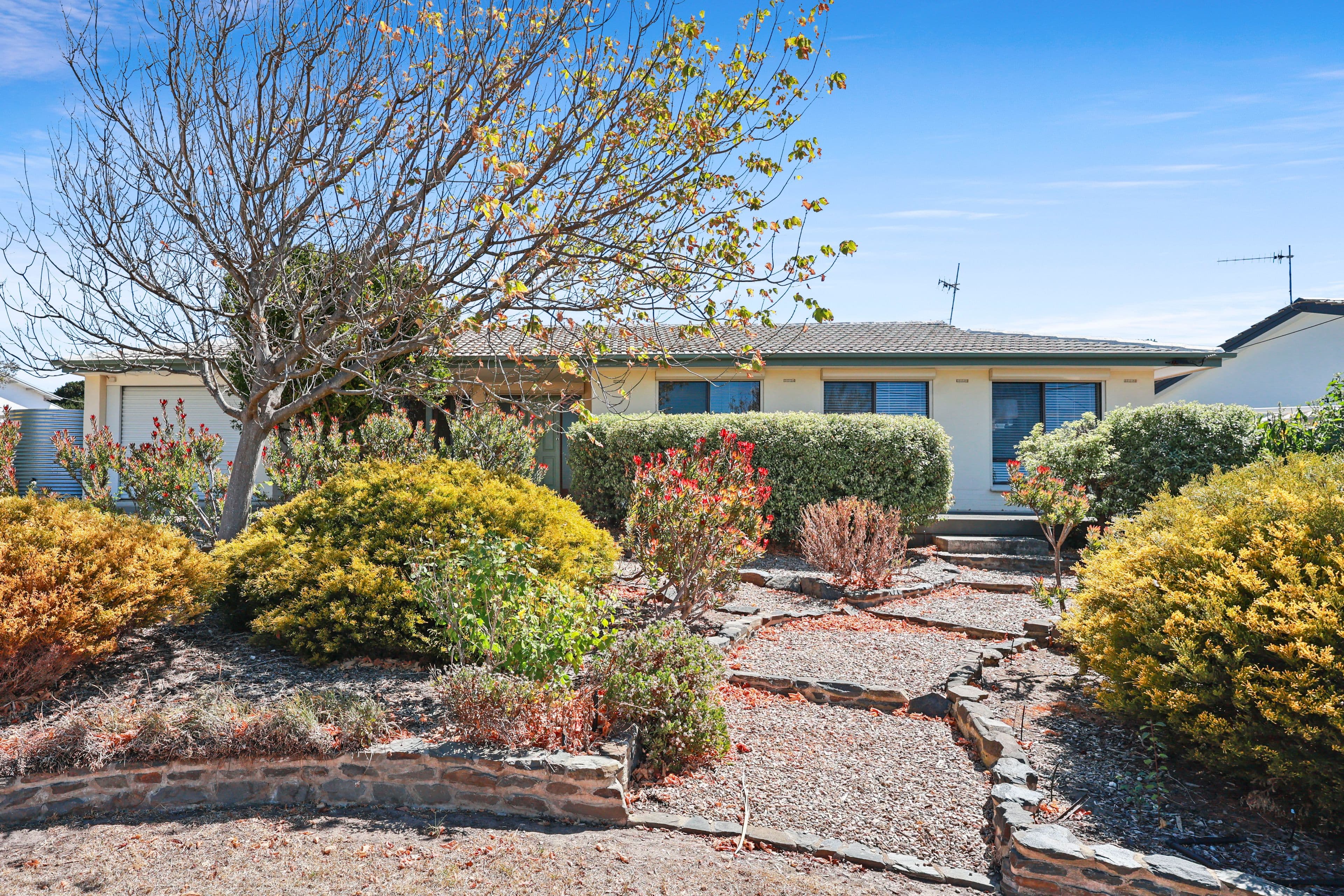 25 Norma Crescent, Encounter Bay SA 5211, Encounter Bay - Image 1