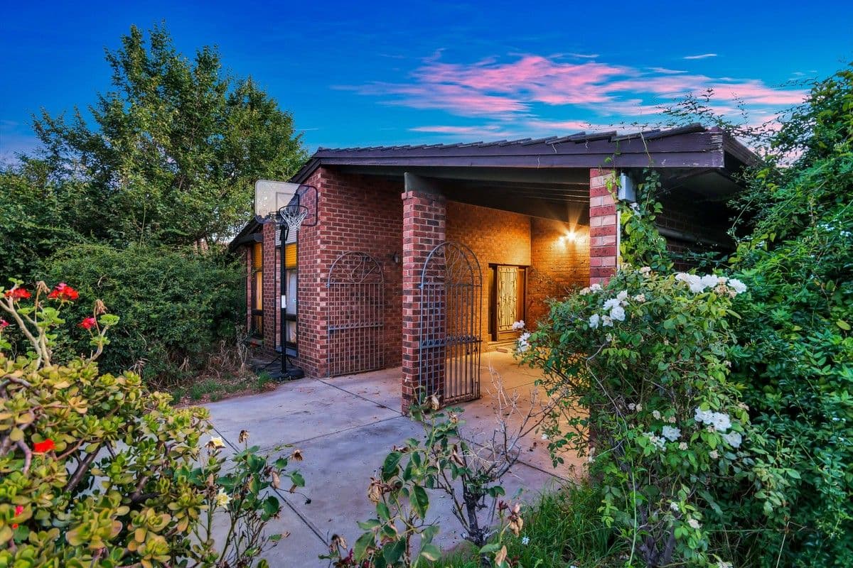 31 Ascot Avenue, Vale Park SA 5081, Vale Park - Thumbnail 3