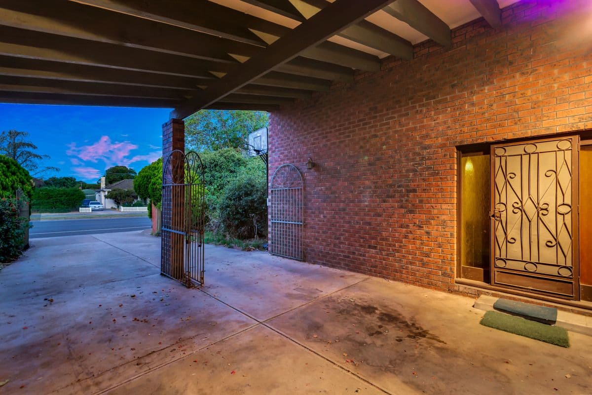 31 Ascot Avenue, Vale Park SA 5081, Vale Park - Thumbnail 6