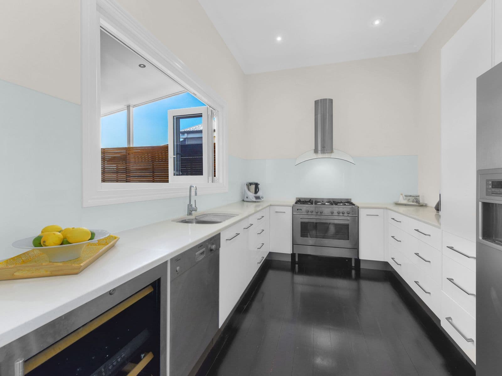 64 Windsor Road, Red Hill QLD 4059, Red Hill - Thumbnail 4