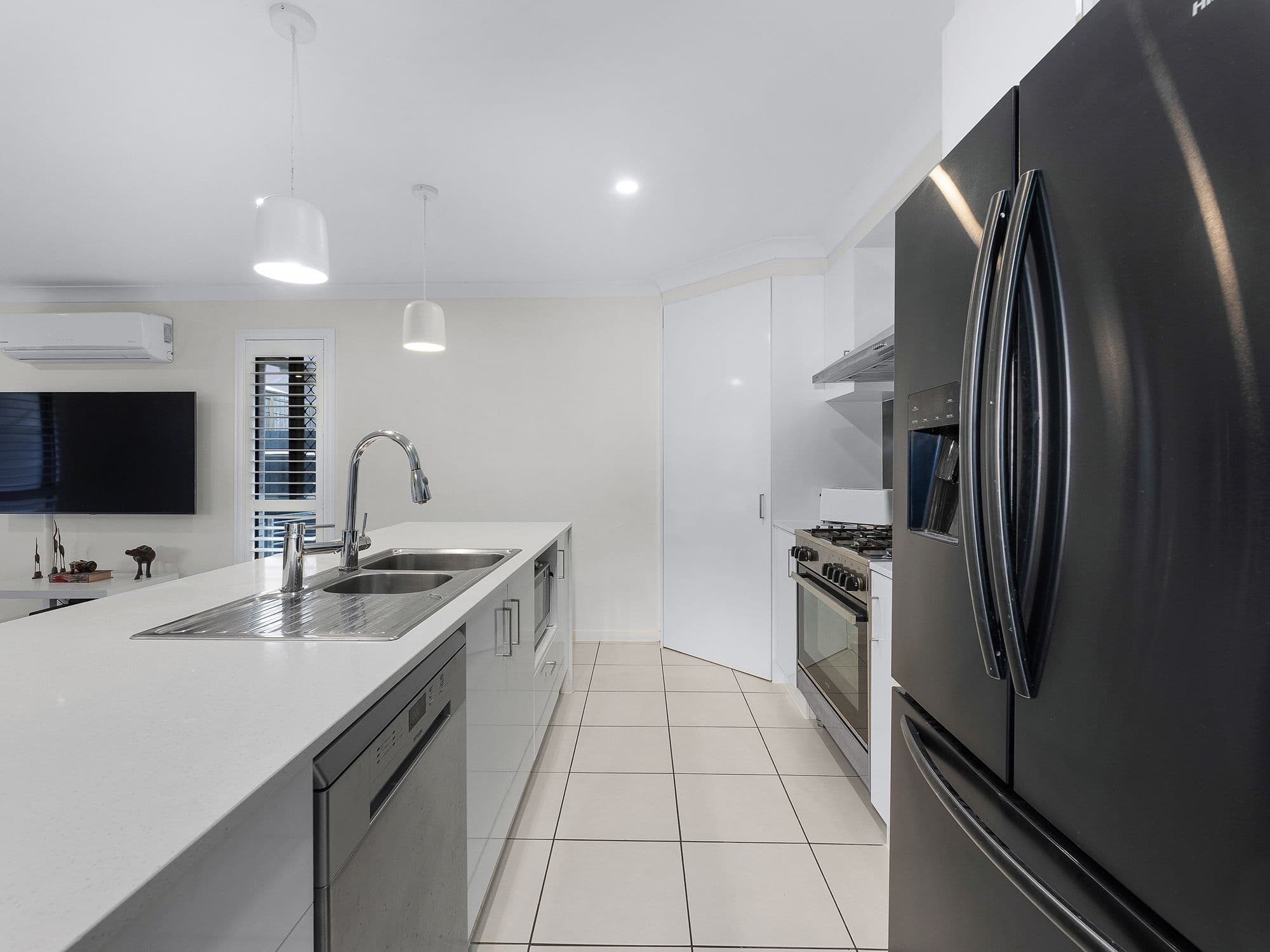 5 Danbulla Street, South Ripley QLD 4306, South Ripley - Thumbnail 5