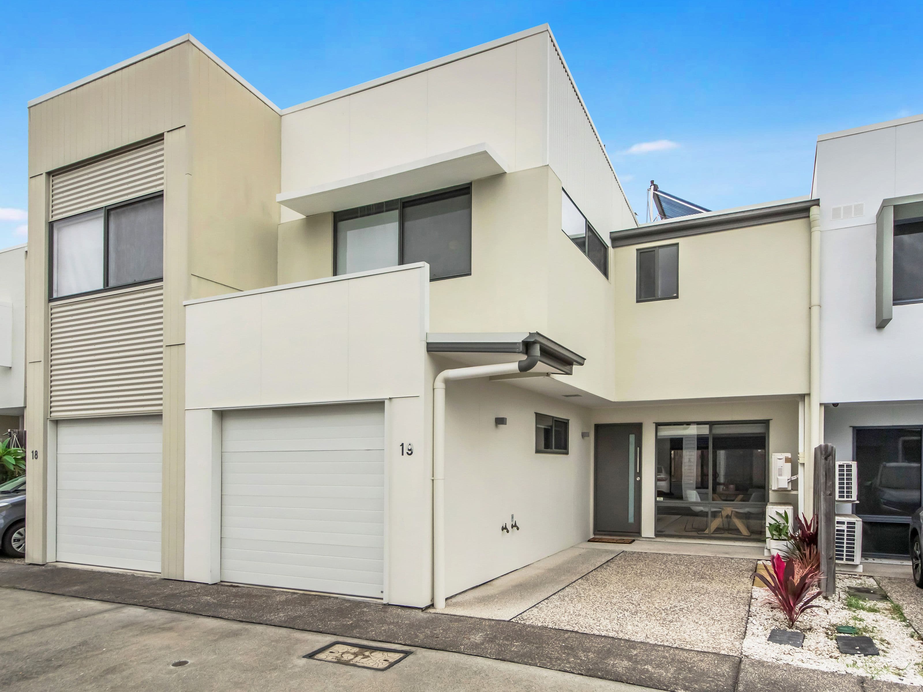 22 Careel Close, Helensvale QLD 4212, Helensvale - Image 1