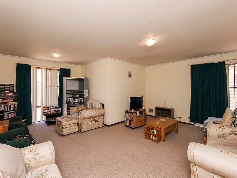 19 Bresnaham Place, Marangaroo WA 6064, Shoalwater - Thumbnail 2