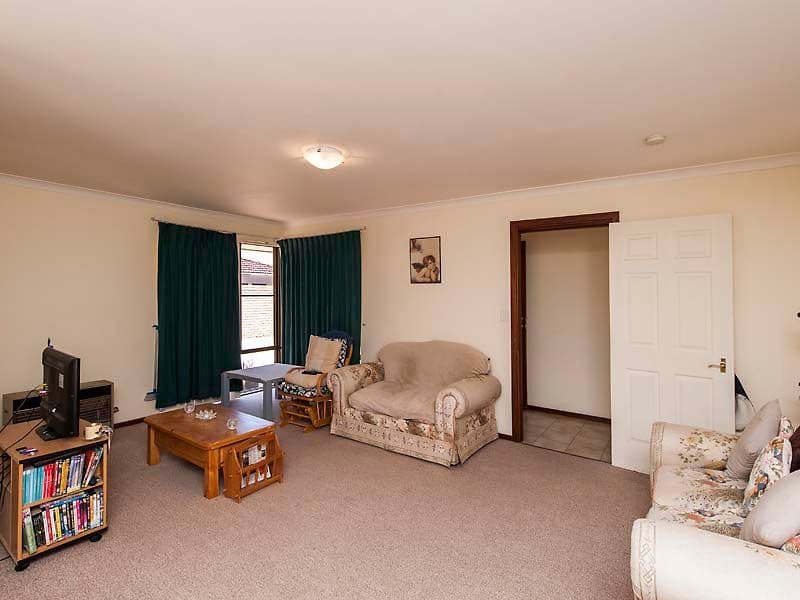 19 Bresnaham Place, Marangaroo WA 6064, Shoalwater - Thumbnail 3