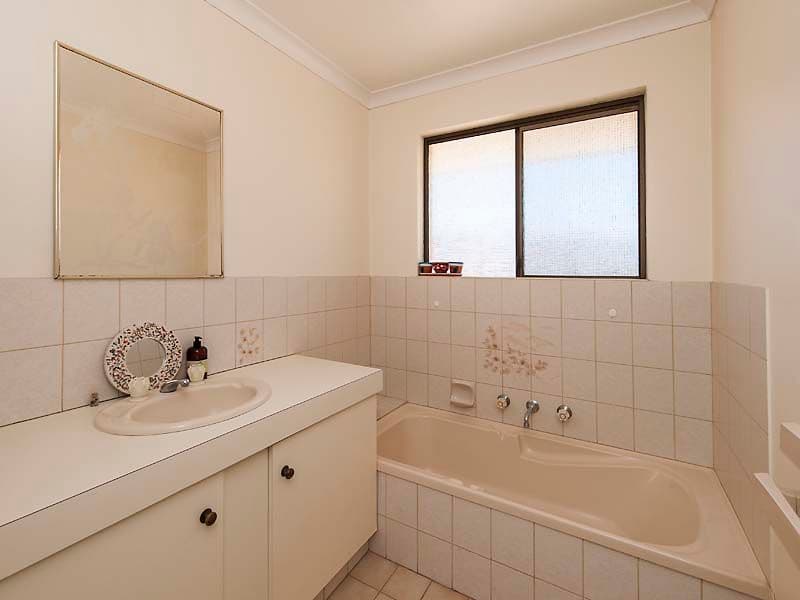 19 Bresnaham Place, Marangaroo WA 6064, Shoalwater - Thumbnail 8