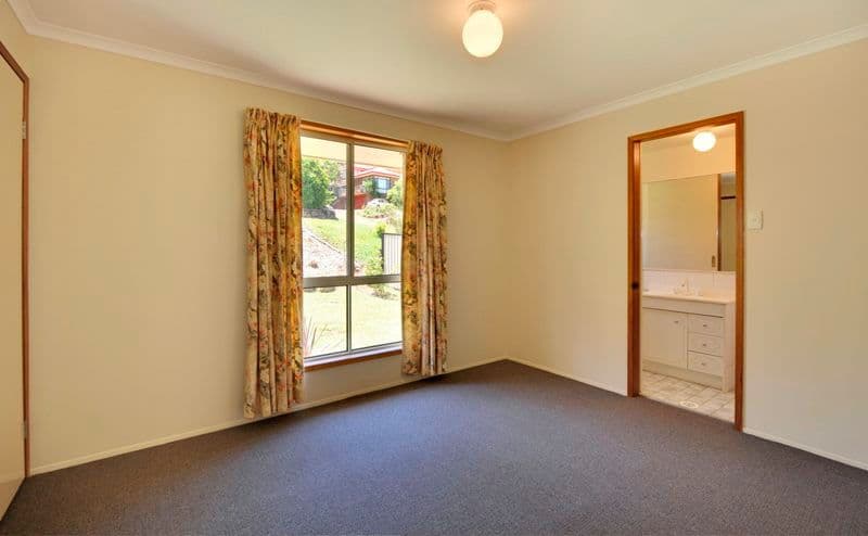 8 Amethyst Court, CARRARA QLD 4211, Carrara - Thumbnail 5