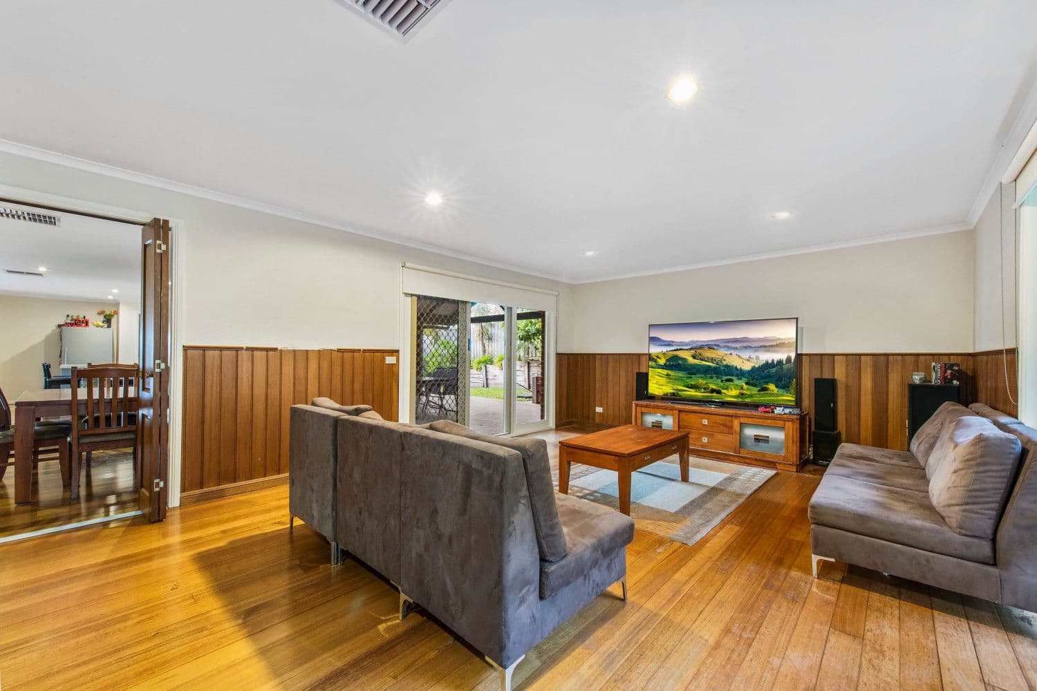 4 Telford Drive, Berwick VIC 3806, Berwick - Thumbnail 3
