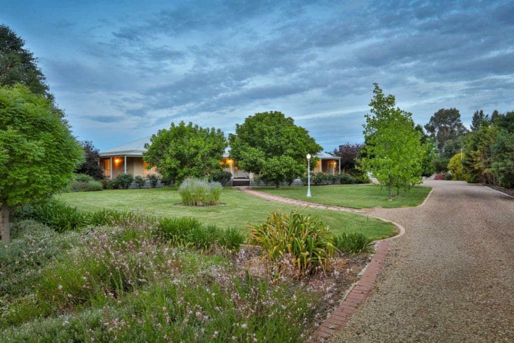 10 Grandview Way, Mildura VIC 3500, Mildura - Thumbnail 2