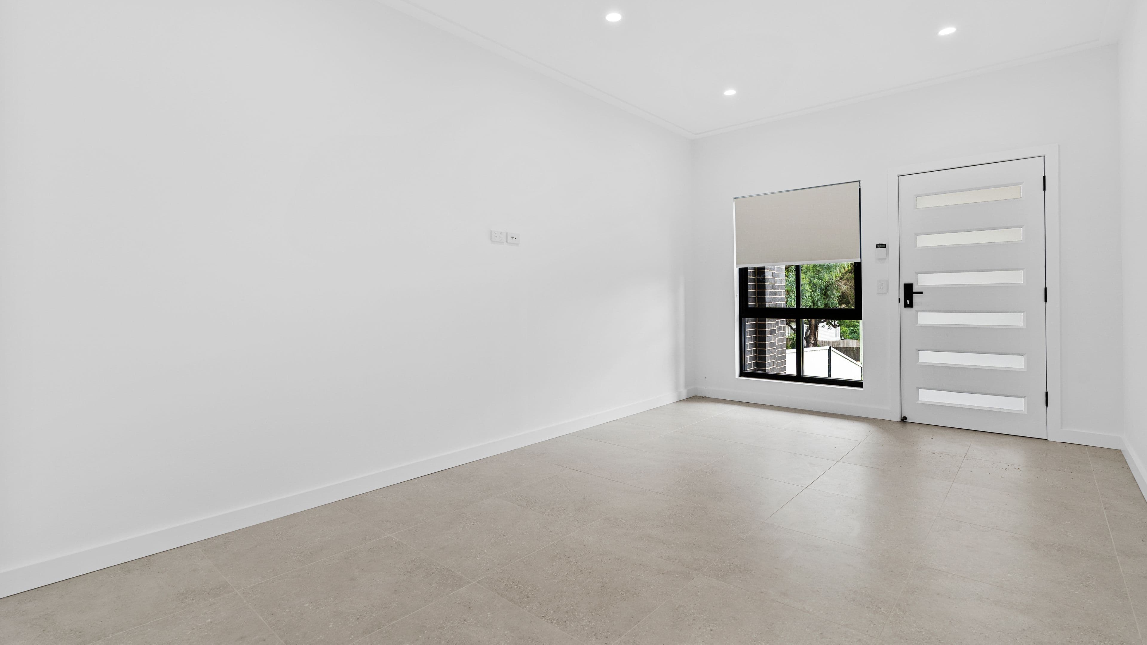 19b Farnsworth Avenue, Campbelltown NSW 2560, Campbelltown - Thumbnail 2