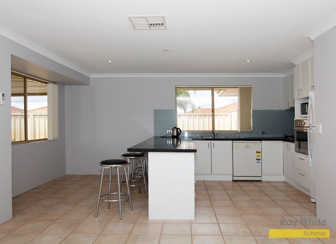 23 Premier Place, BALLAJURA WA 6066, Ballajura - Thumbnail 2