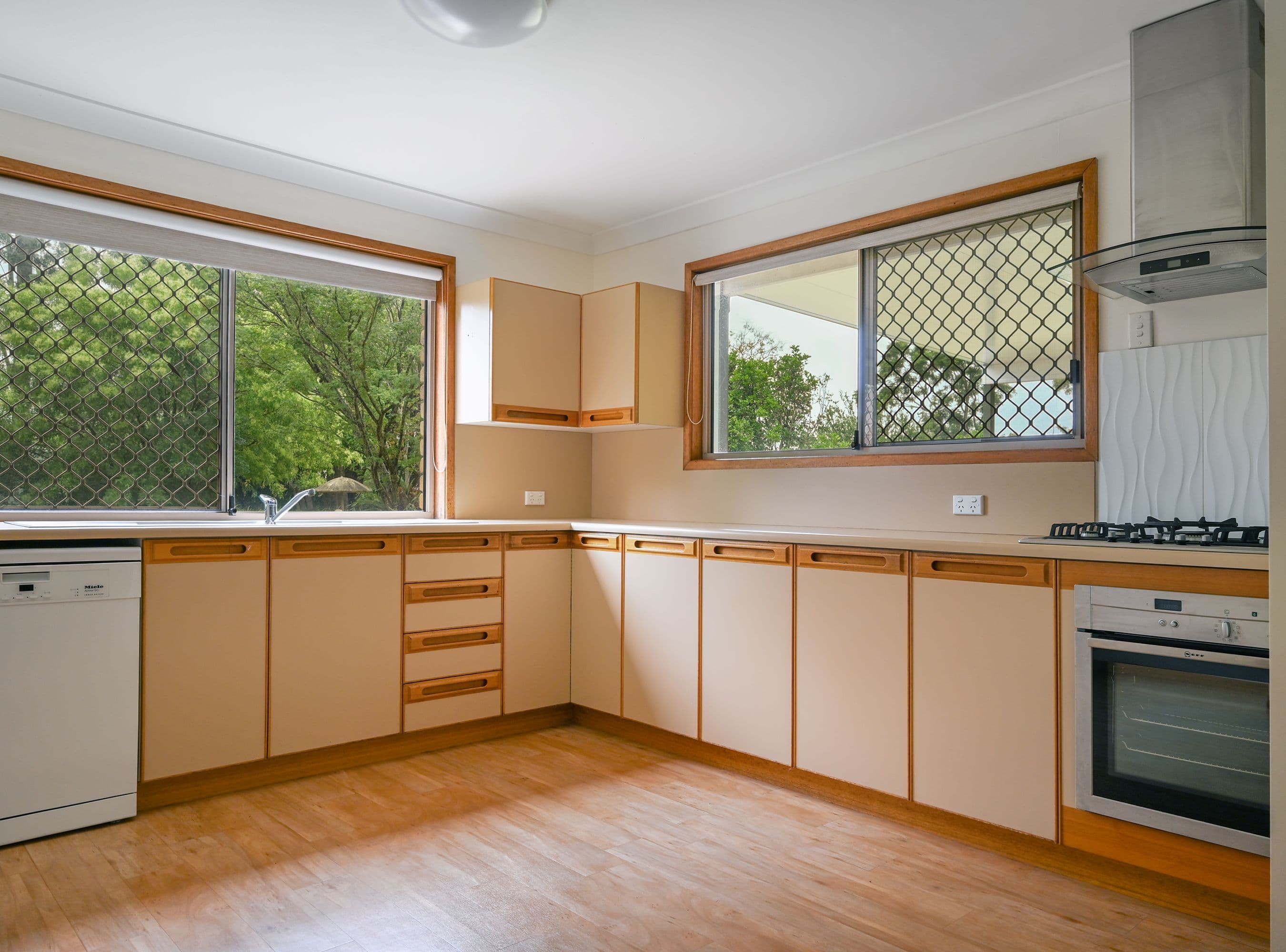 14 Nichols Road, Highfields QLD 4352, Highfields - Thumbnail 4
