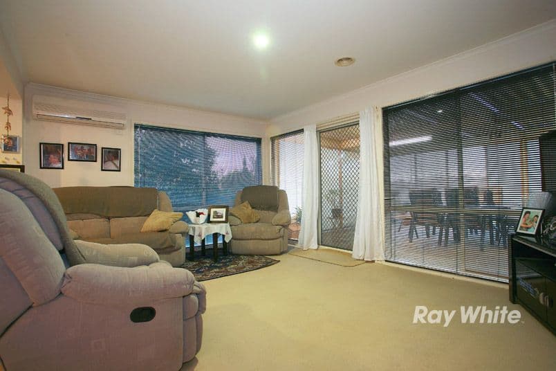 1 Furze Court, CRANBOURNE WEST VIC 3977, Cranbourne West - Thumbnail 7