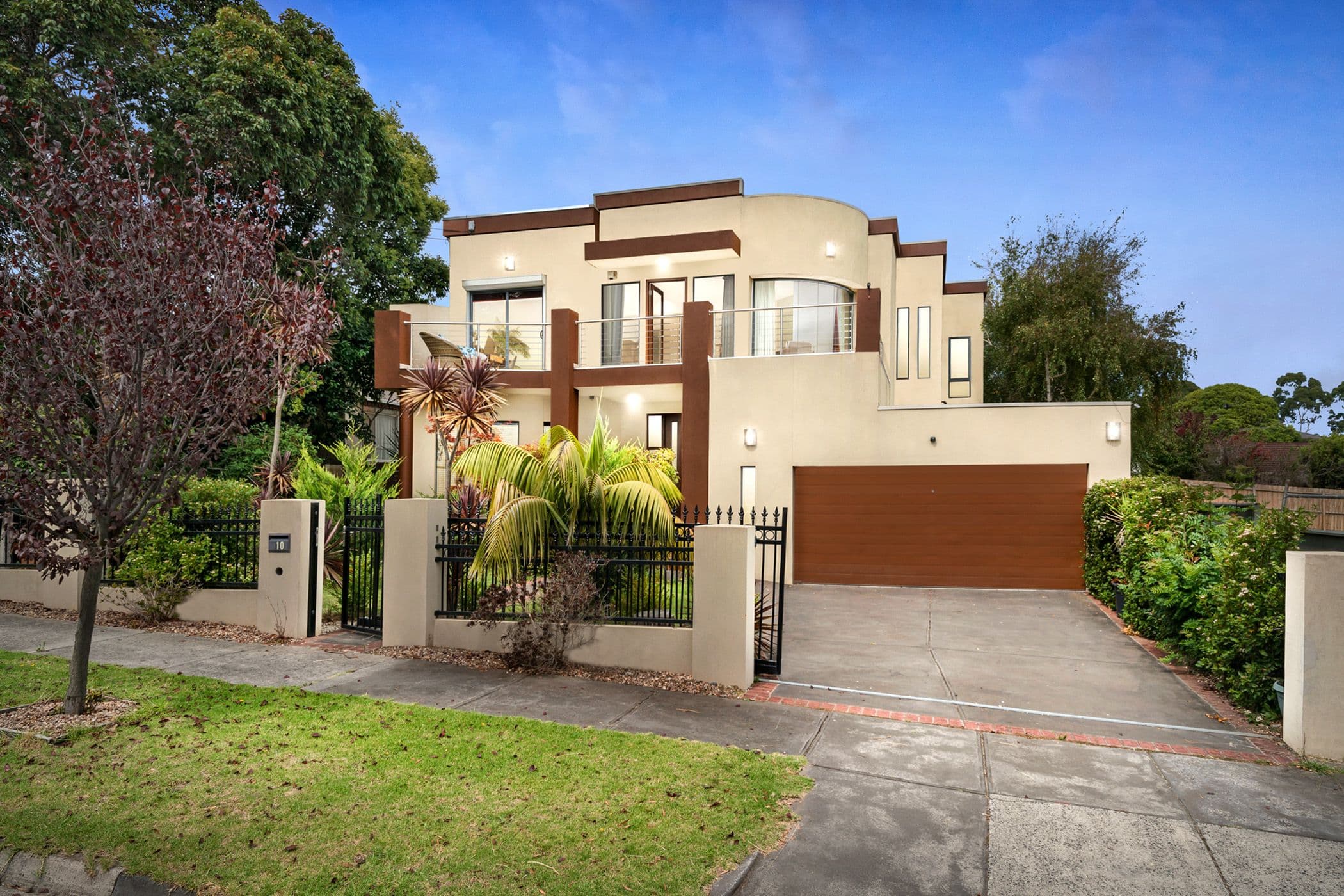 10 Elaroo Street, Chadstone VIC 3148, Chadstone - Image 1