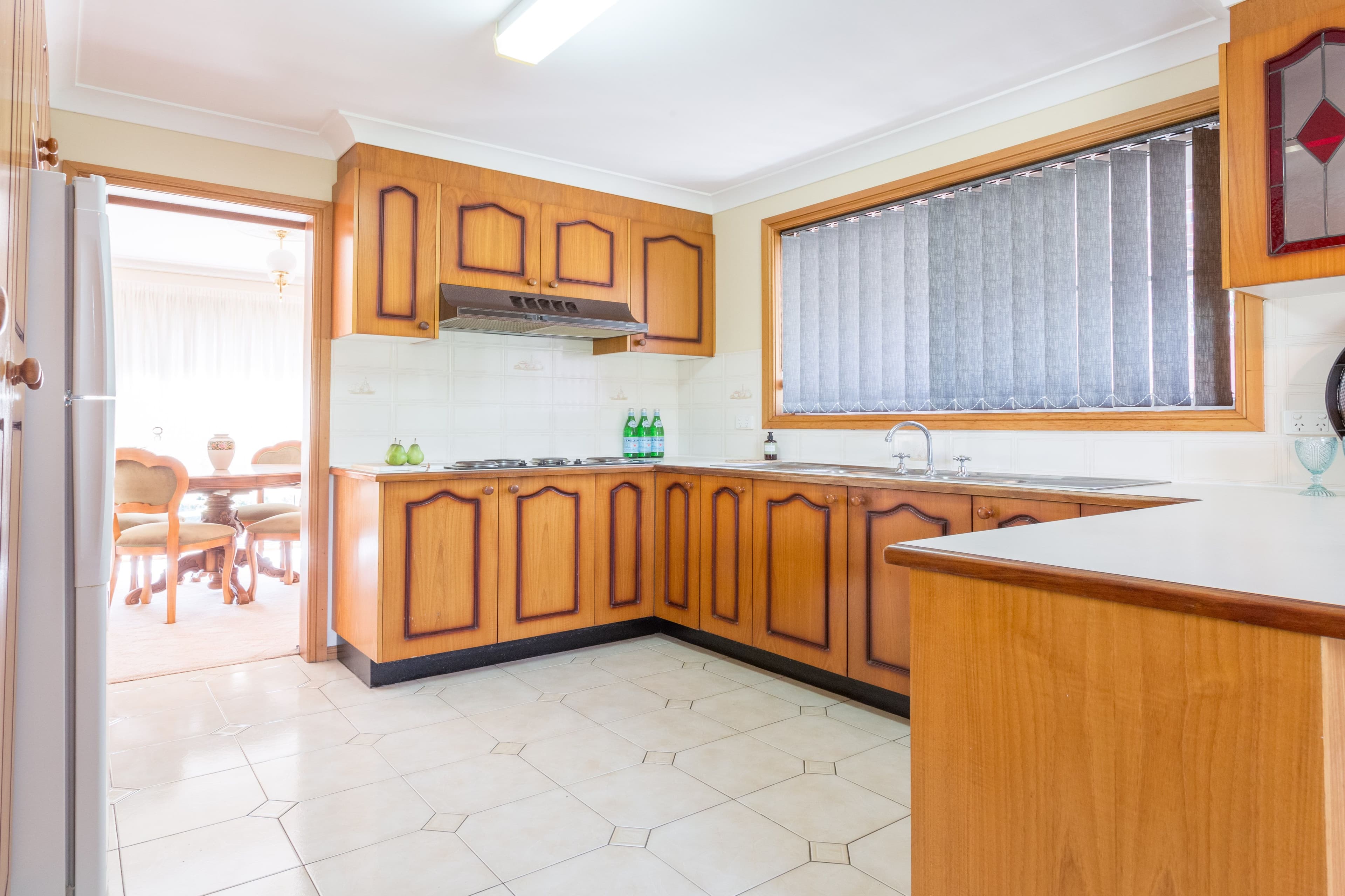 5 Kingfisher Court, Orange - Thumbnail 2