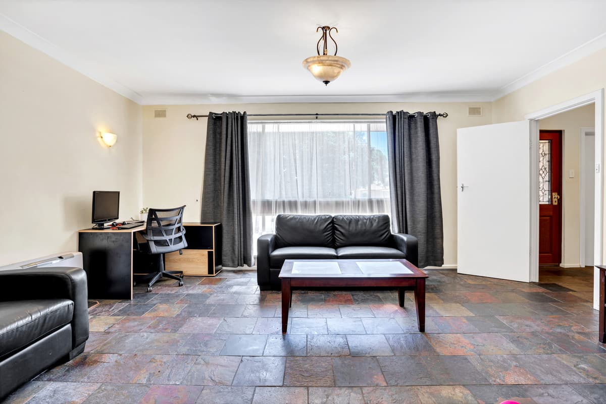 6 Claudia Street, Para Vista SA 5093, Para Vista - Thumbnail 2