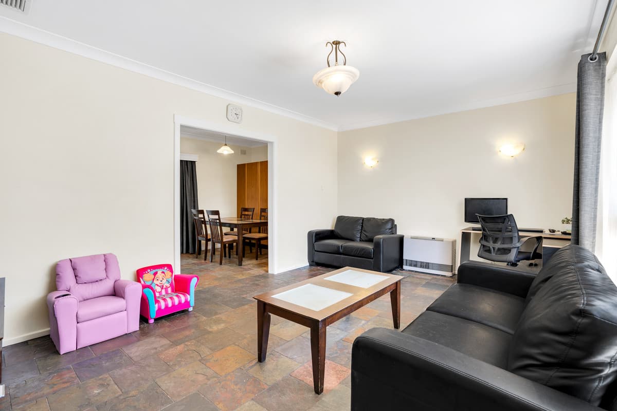6 Claudia Street, Para Vista SA 5093, Para Vista - Thumbnail 3