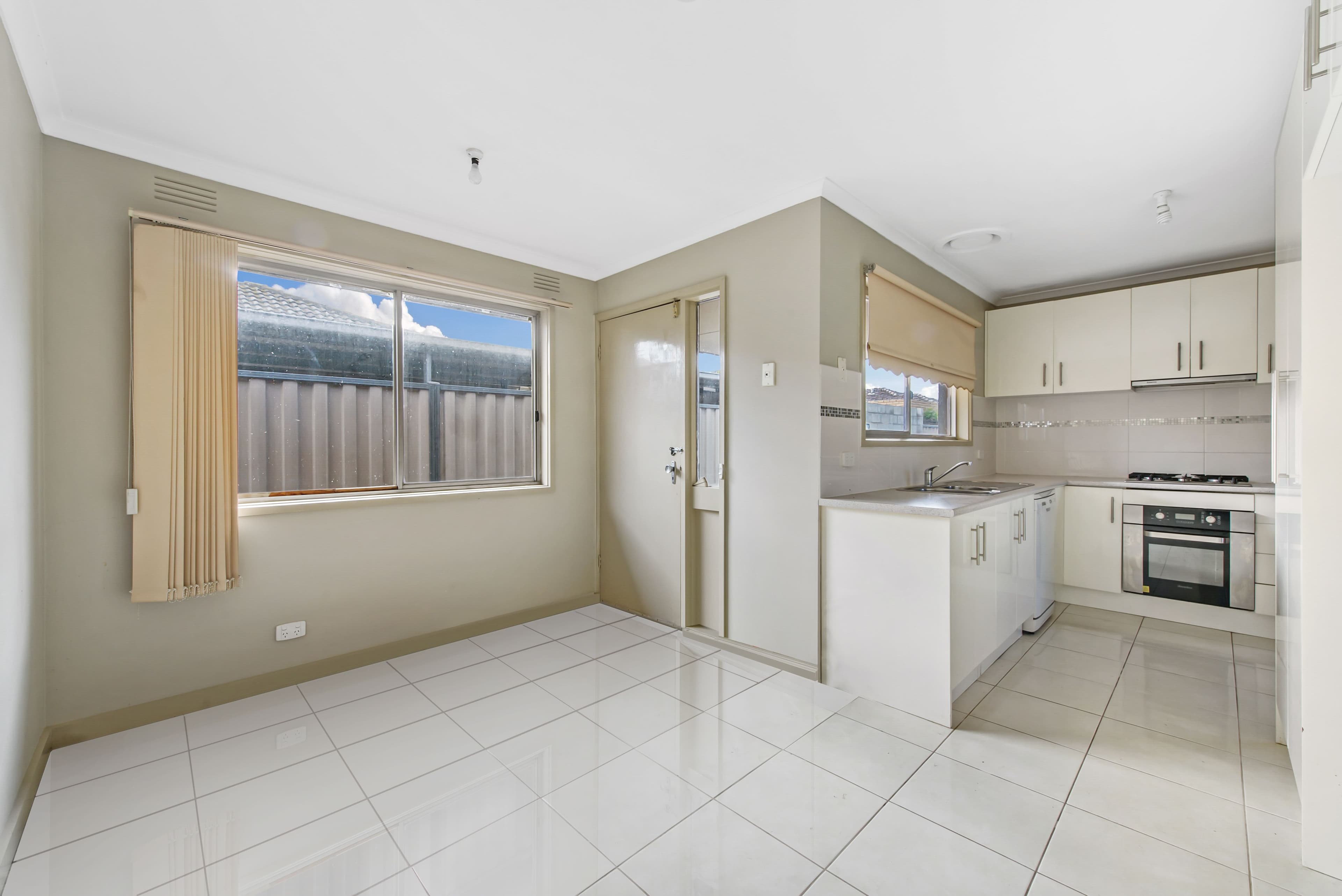 10 Tollhouse Road, Kings Park VIC 3021, Kings Park - Thumbnail 3