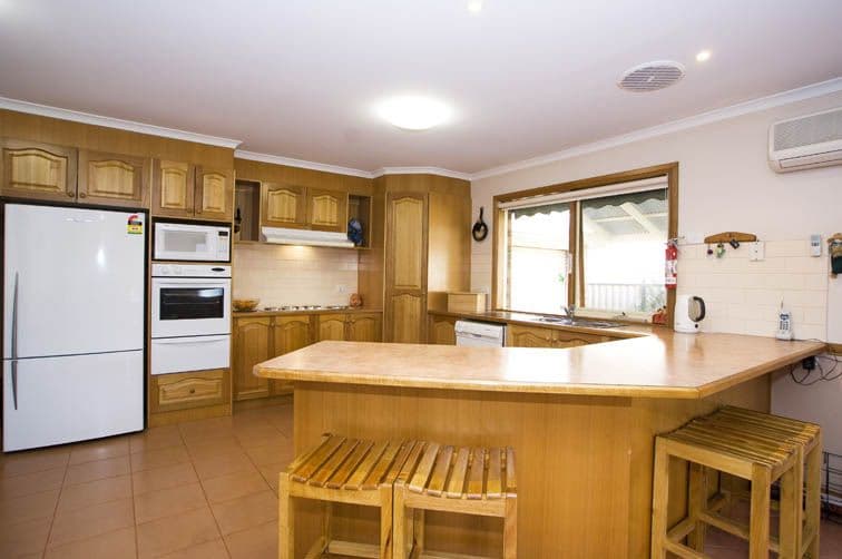 36 Chester Street, LILYDALE VIC 3140, Lilydale - Thumbnail 2