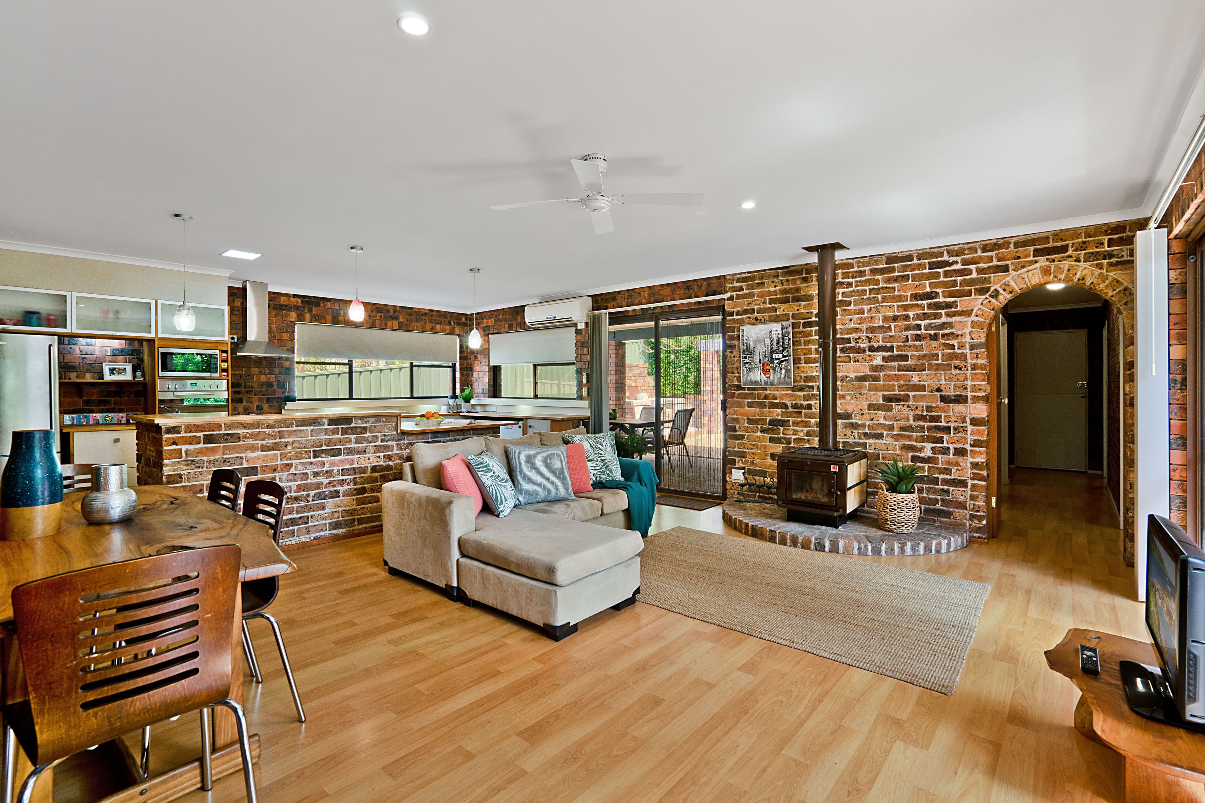 14 Hillcrest Road, Empire Bay NSW 2257, Empire Bay - Thumbnail 4