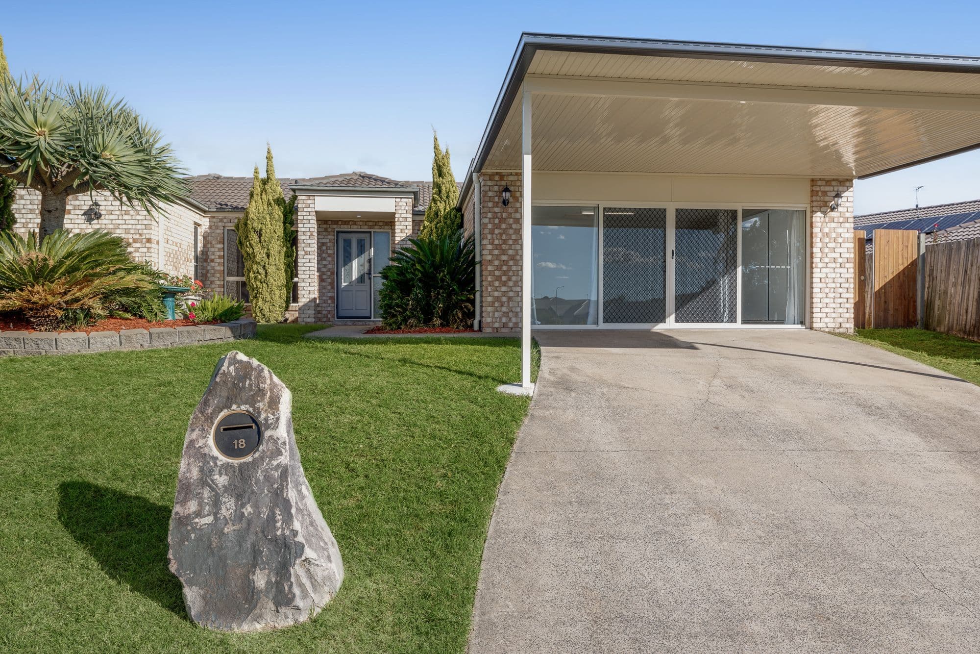18 Sunset Drive, Glenvale QLD 4350, Glenvale - Thumbnail 2