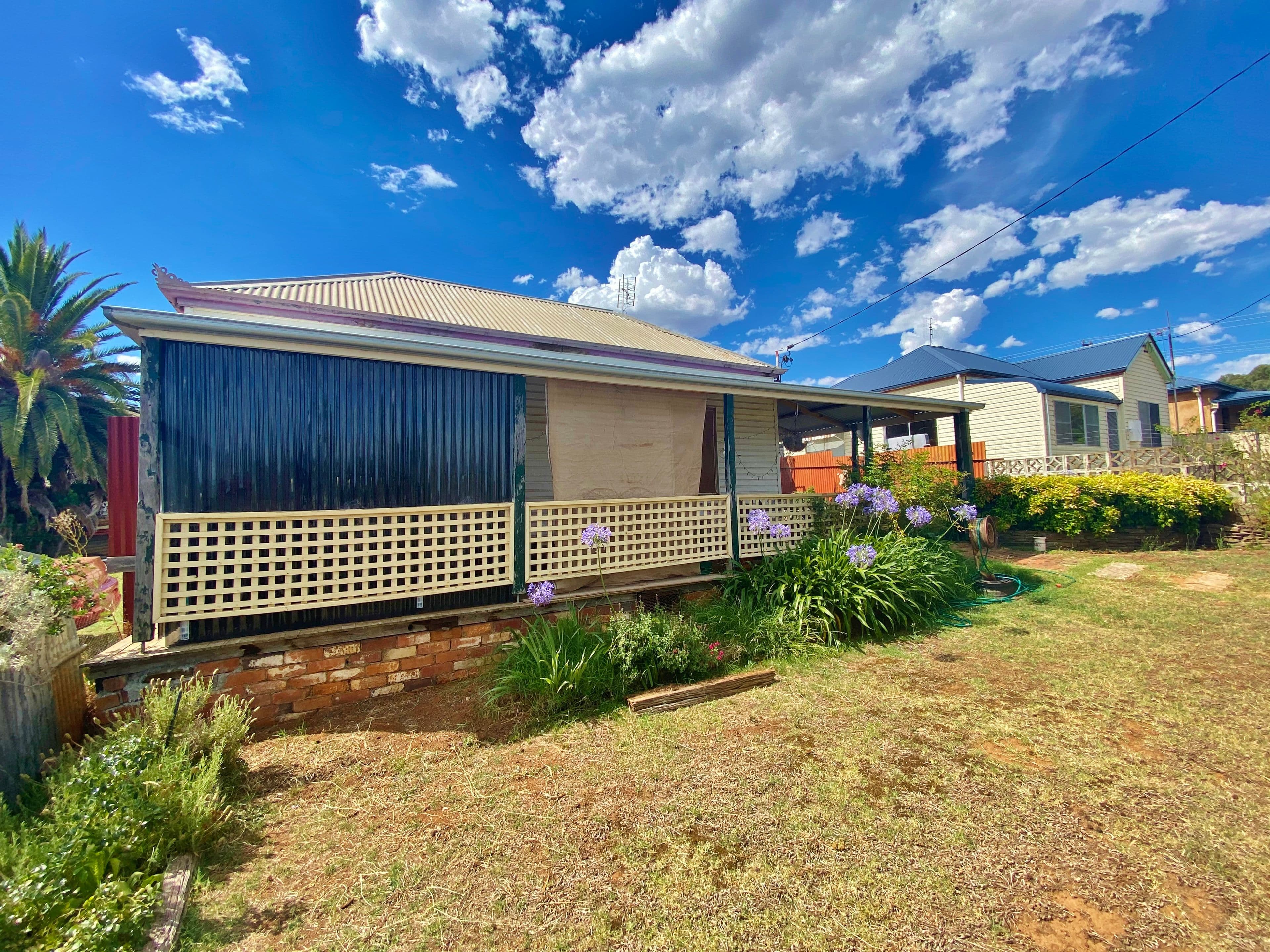 5 Emily Street, Young NSW 2594, Young - Image 1