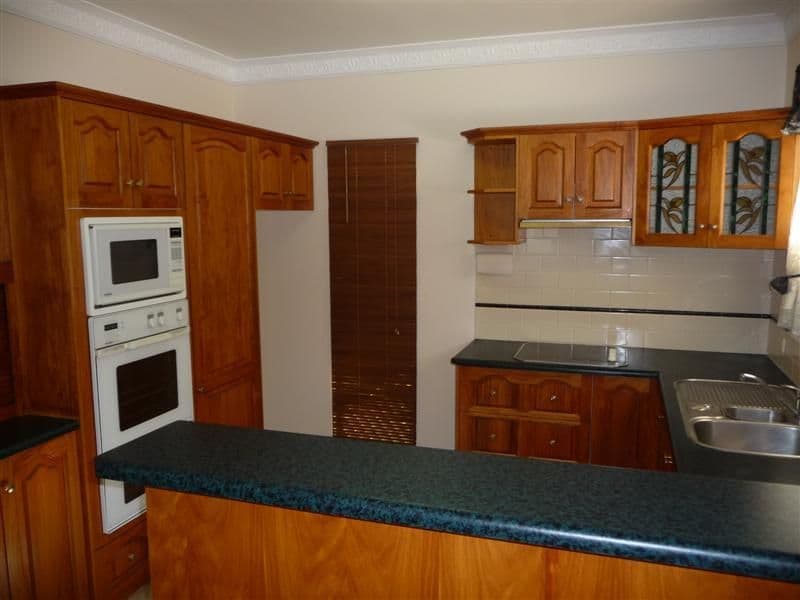 9 Goodwood Street, NEWTOWN QLD 4350, Newtown - Thumbnail 2