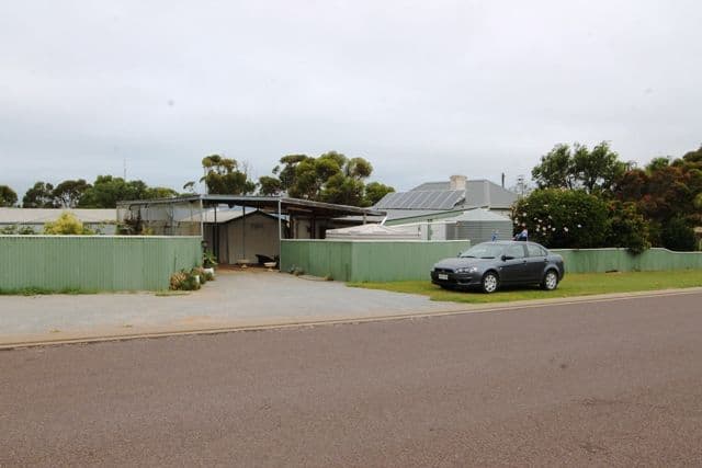 33 High Street, Arno Bay SA 5603, Arno Bay - Thumbnail 4