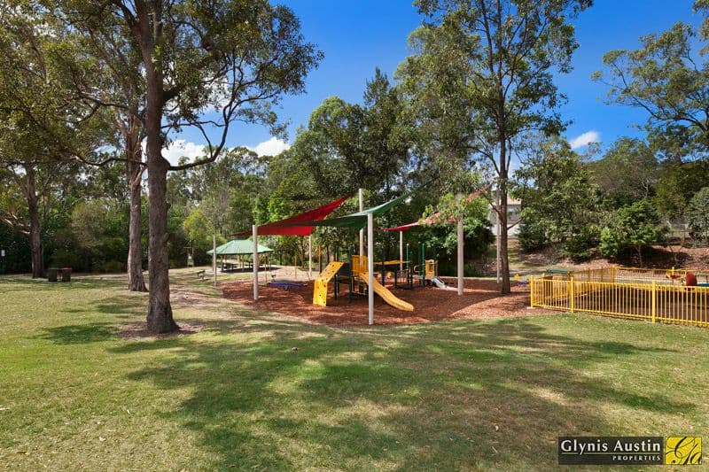 21 Vista Street, BARDON QLD 4065, Bardon - Thumbnail 3