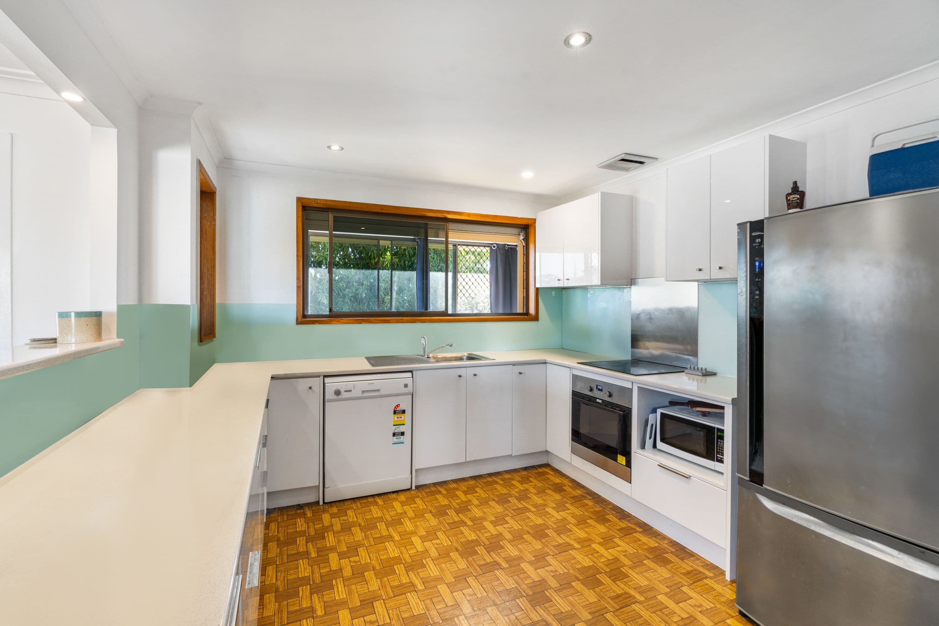 51 Hillcrest Parade, Miami QLD 4220, Miami - Thumbnail 3