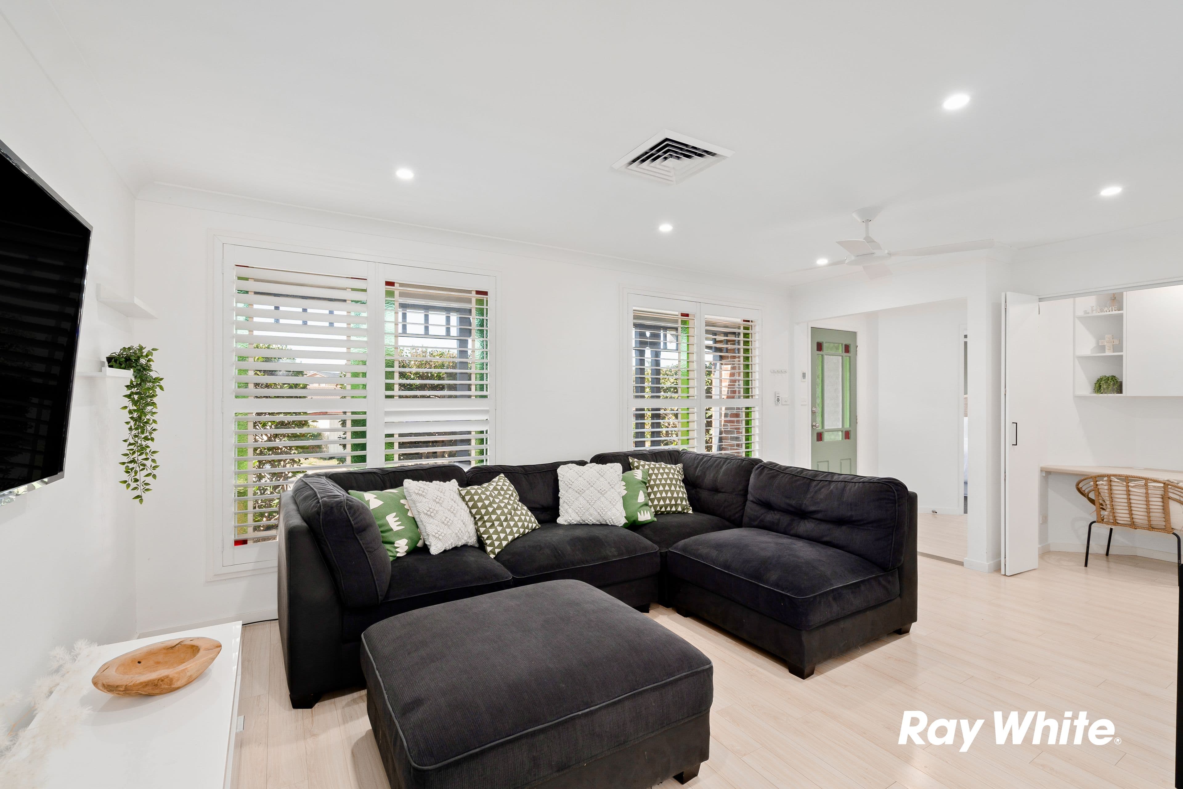 5 Yukon Place, Quakers Hill NSW 2763, Quakers Hill - Thumbnail 2