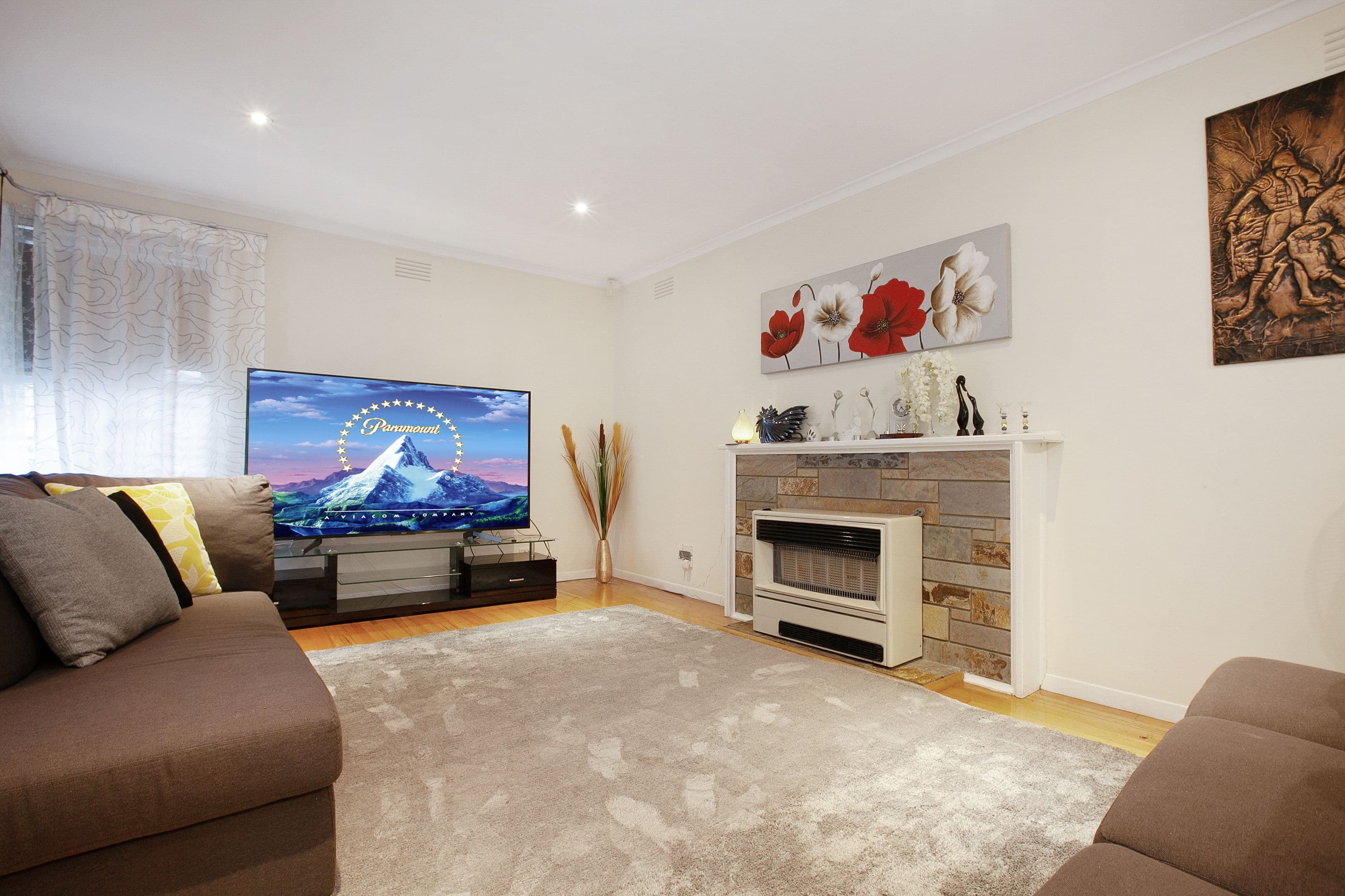 15 Lea Crescent, Bundoora VIC 3083, Bundoora - Thumbnail 2