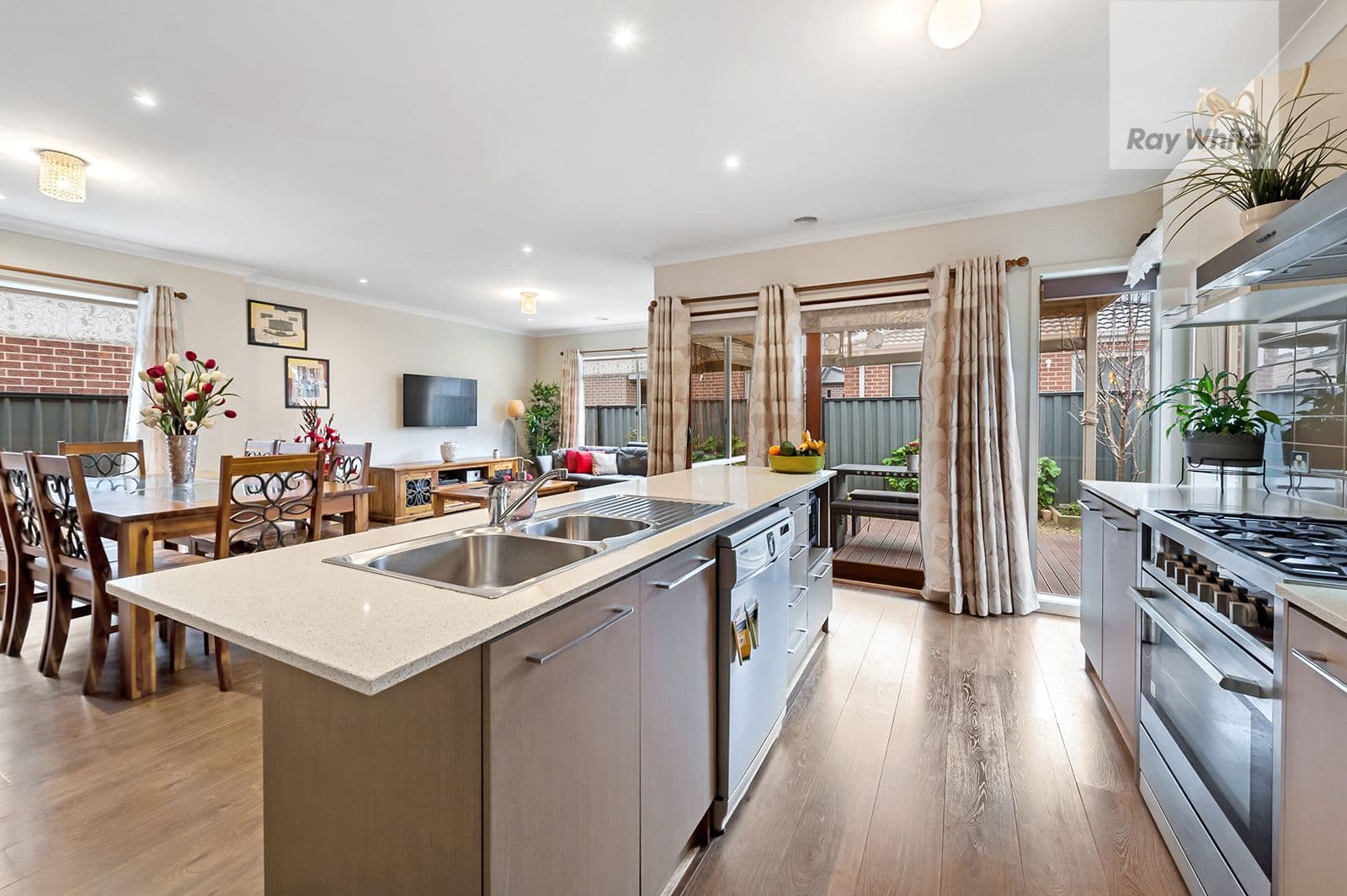 35 Gateshead Street, Craigieburn VIC 3064, Craigieburn - Thumbnail 3
